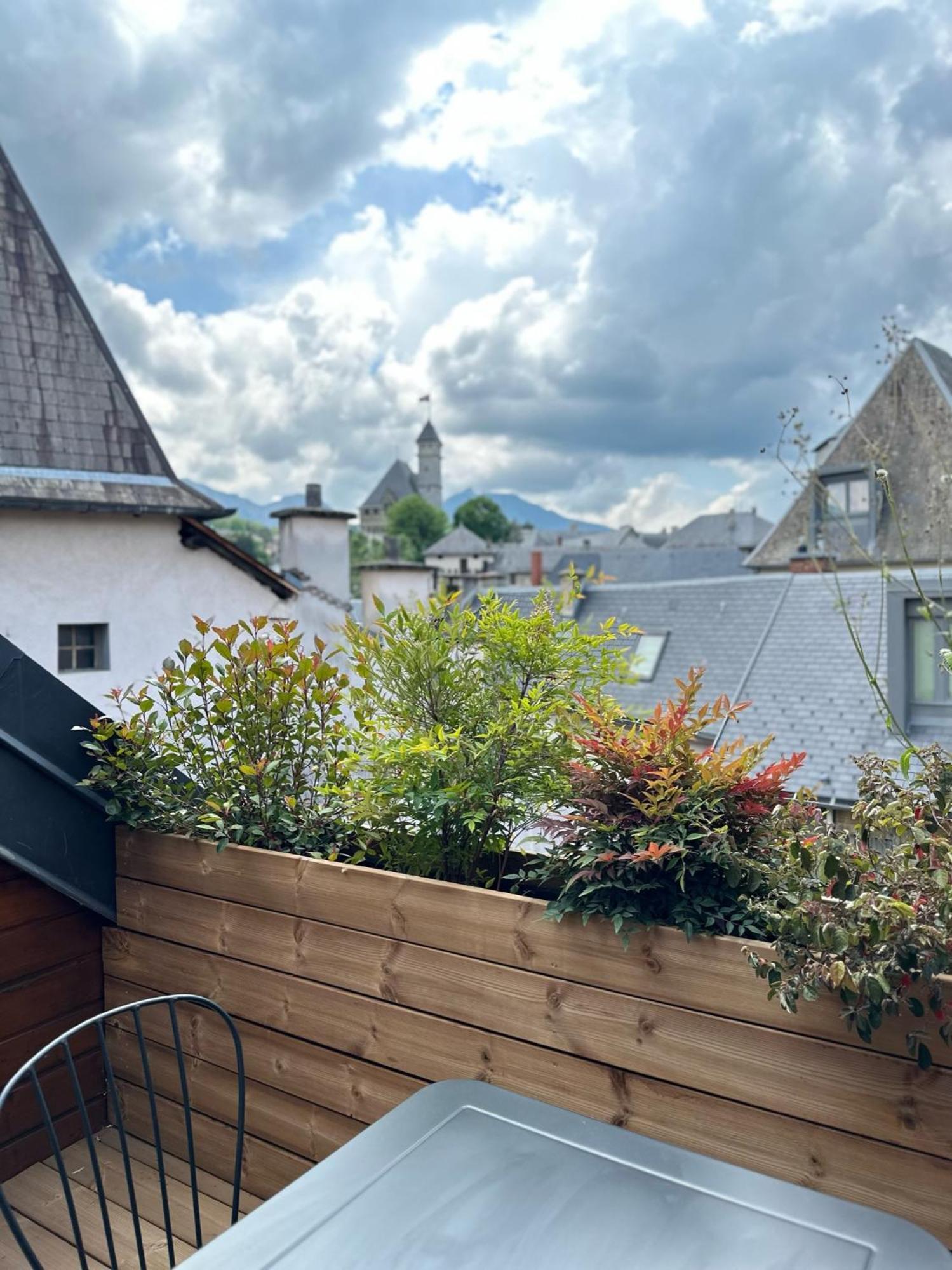 Ecrin De Calme Avec Terrasse Apartment Шамбери Екстериор снимка